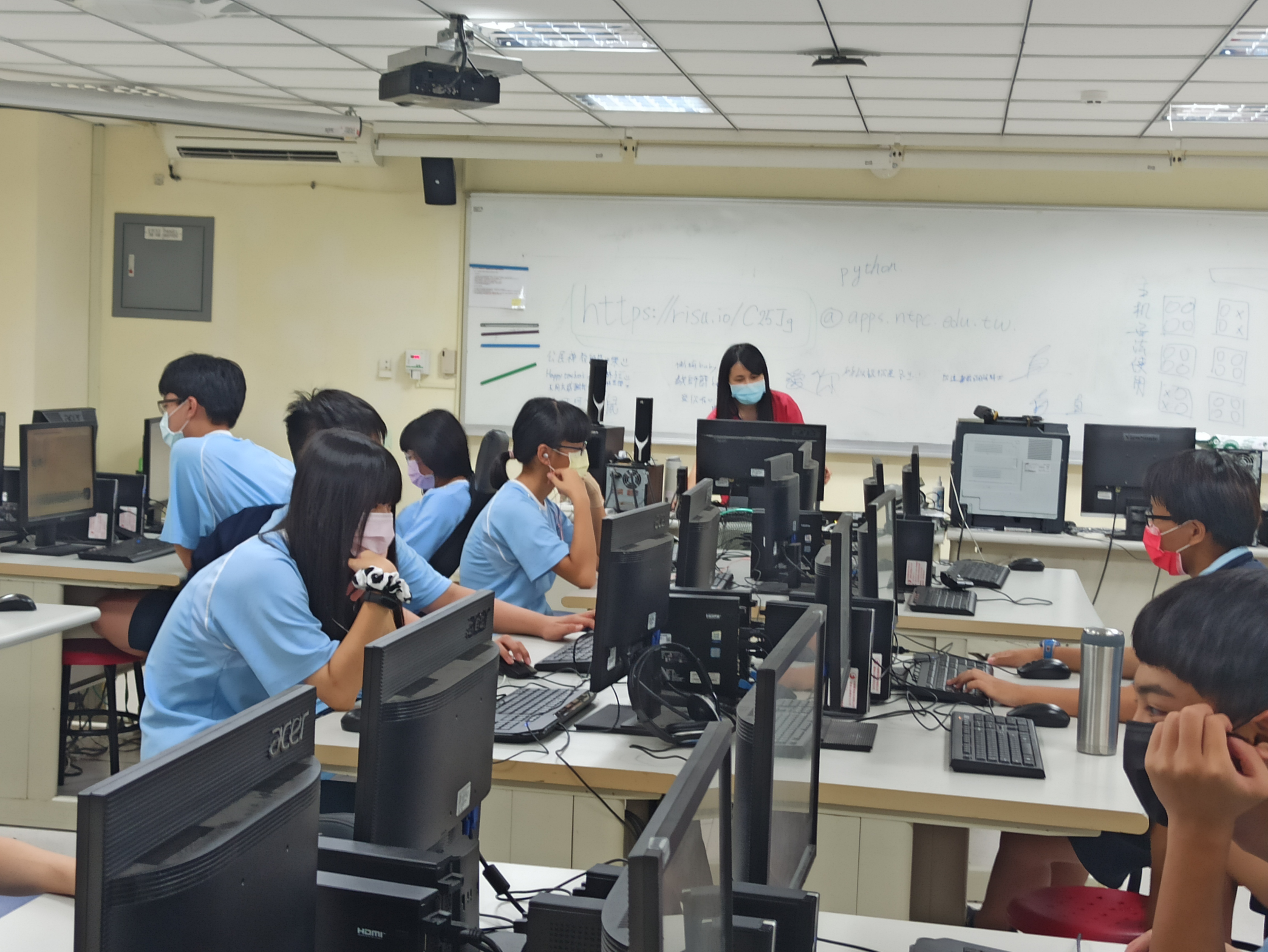 「我尊人人，人人尊我」行動計畫